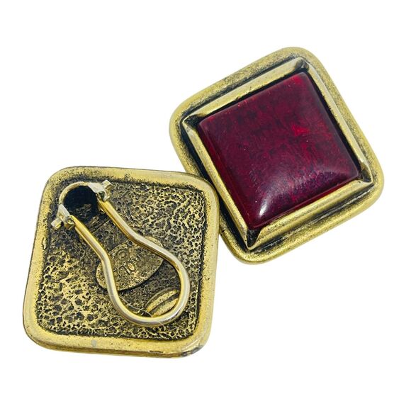 CAROLEE signed vintage gold tone red poured glass designer  CAROLEE signed vintage gold tone red poured glass designer clip on earrings